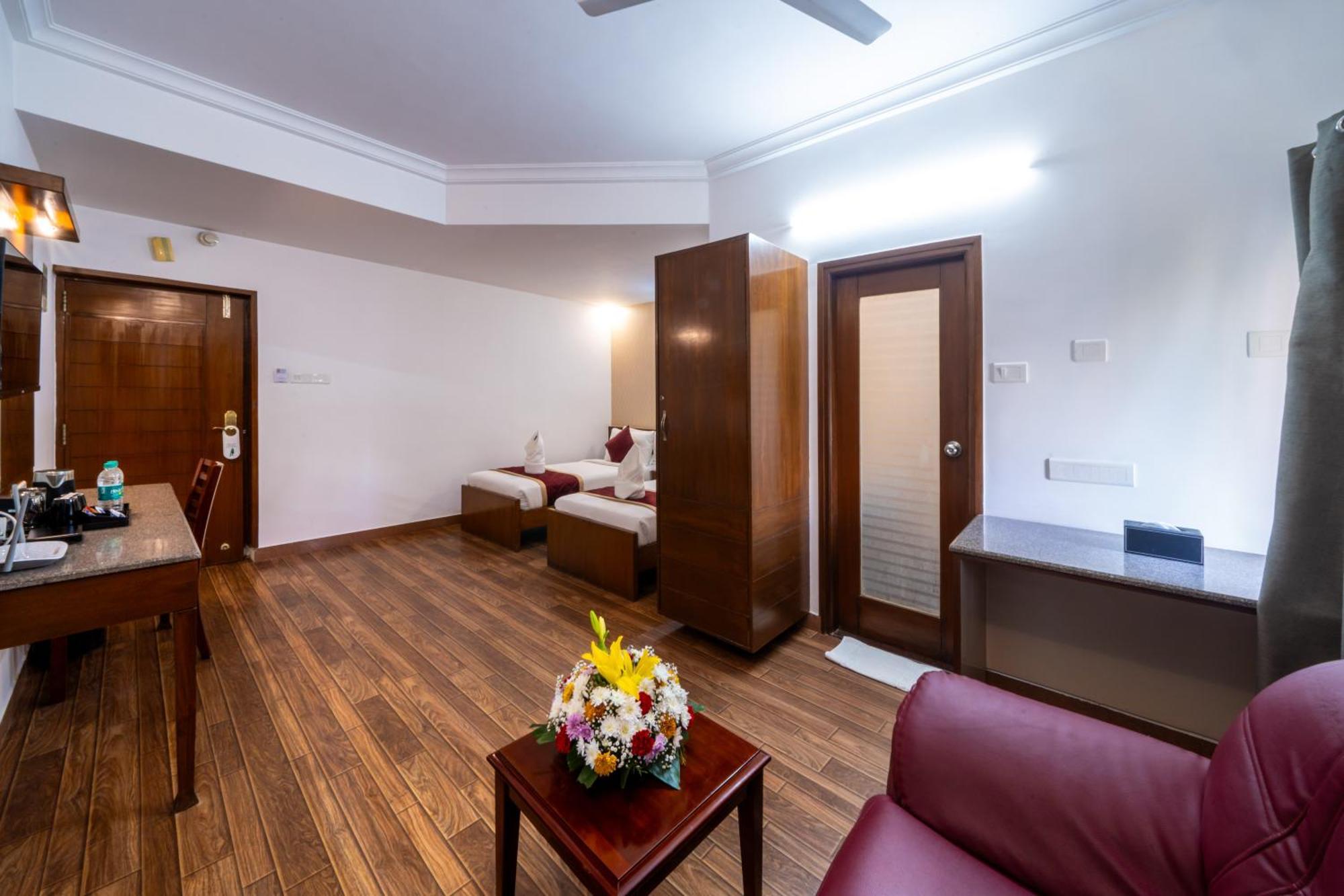 Midtown Suites Marathahalli バンガロール エクステリア 写真