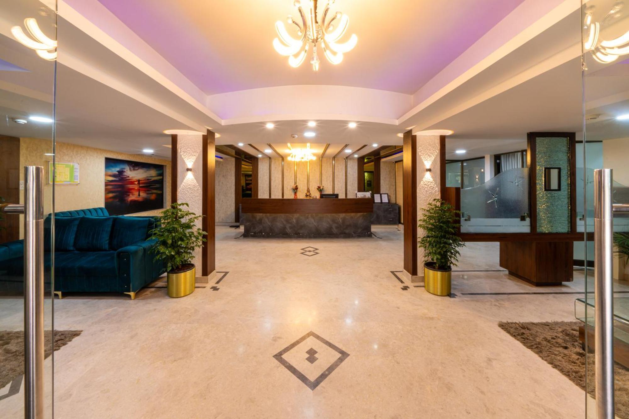 Midtown Suites Marathahalli バンガロール エクステリア 写真